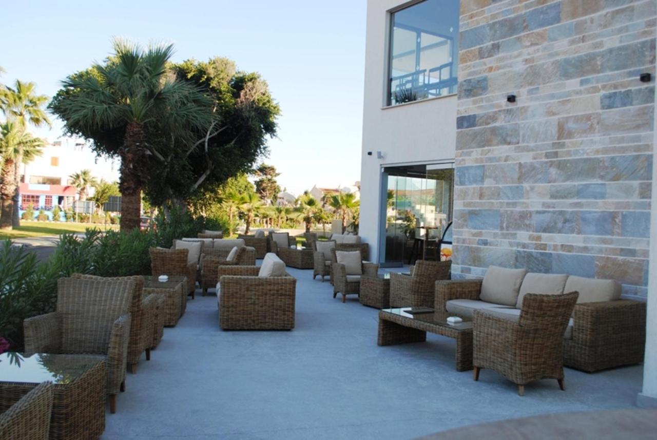 Gold Lagoon Kosher Hotel Paphos Exterior photo