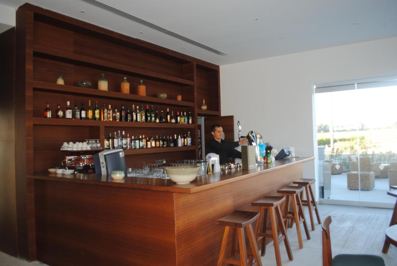Gold Lagoon Kosher Hotel Paphos Exterior photo