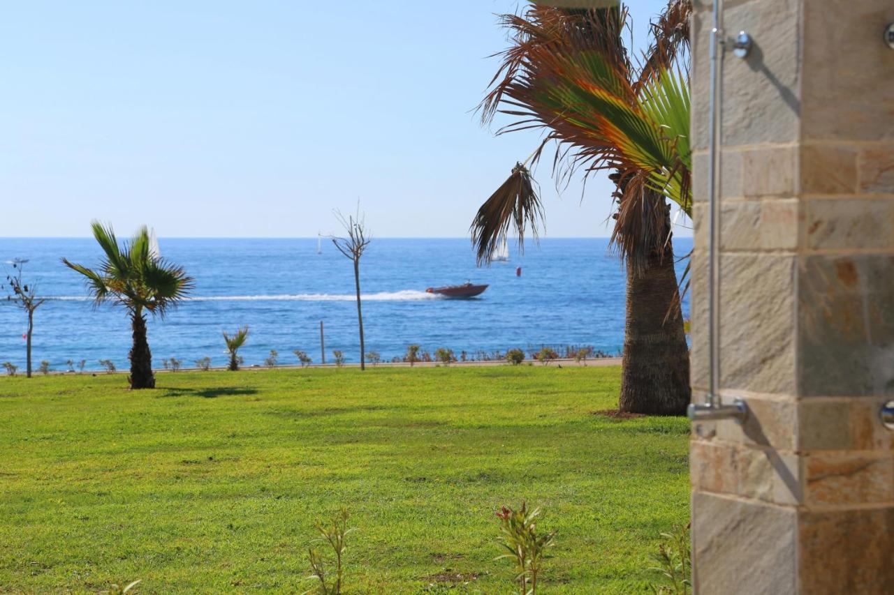 Gold Lagoon Kosher Hotel Paphos Exterior photo